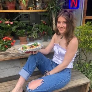 Meet your Posher, Hailey